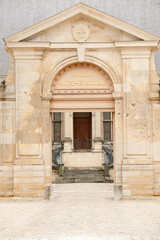 Entrance to famous archiepiscopal Palais du Tau im Reims