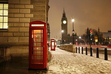 Fototapeta na wymiar London Telefon Booth i Big Ben