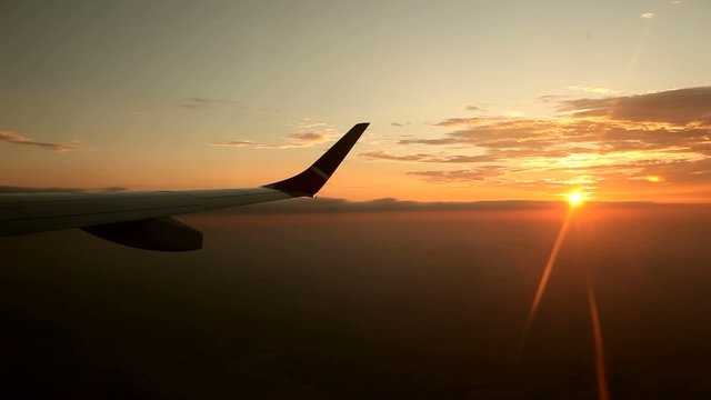 Flugzeug, Sonnenuntergang