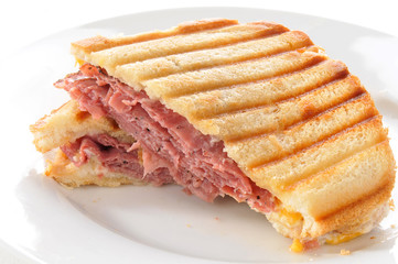 Roast beef panini