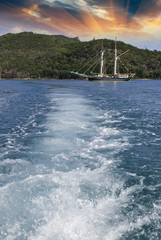 Fototapeta premium Ship in the Whitsundays