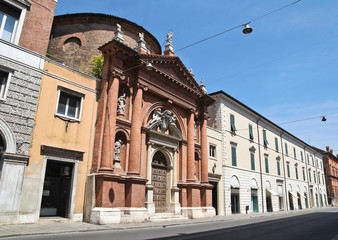 Alleyway. Ferrara. Emilia-Romagna. Italy.