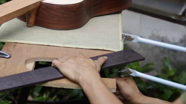 making guitar,shape finger board