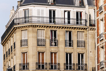 Fototapeta na wymiar immeuble parisien 5ème