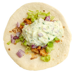 Tortilla mit Fleisch und Salat
