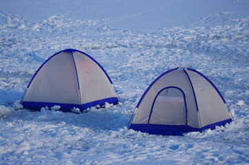 ワカサギ釣りテント