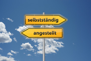 selbstständig oder angestellt?