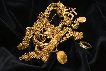 Goldschmuck