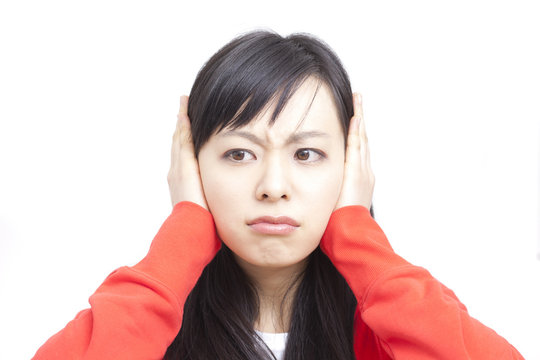 怒っている女性