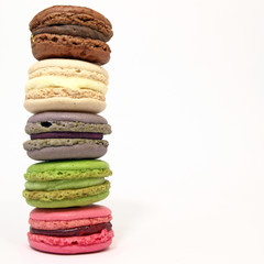 5 macarons empilés
