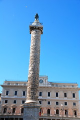 Fototapeta premium Colonna di Marco Aurelio, Piazza Colonna, Roma