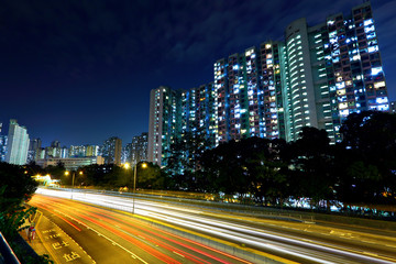 Fototapeta na wymiar urban with traffic at night