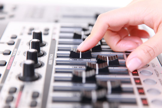 audio mixer