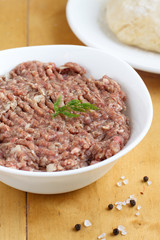 Raw minced meat