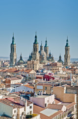 Fototapeta na wymiar Our Lady of the Pillar Basilica at Zaragoza, Spain
