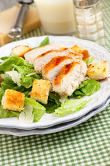 Ceasar salad with grilled chicken