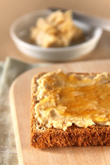 erdnussbuttertoast