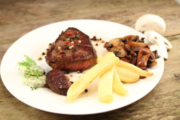 Steak mit Pommes