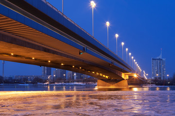 Obraz premium Wien bei Nacht, Donau