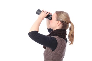 Frau mit Fernglas von Seite