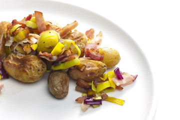 small potatoes baked with leek and bacon