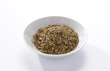 Origano nella tazza - Oregano in the bowl
