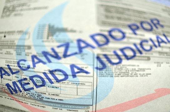 Alcanzado por medida judicial