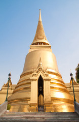 Fototapeta premium Temple with Budha's relics