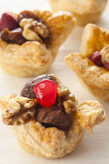 Homemade puff pastry cakes