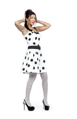 Портрет девушки в стиле пин-ап