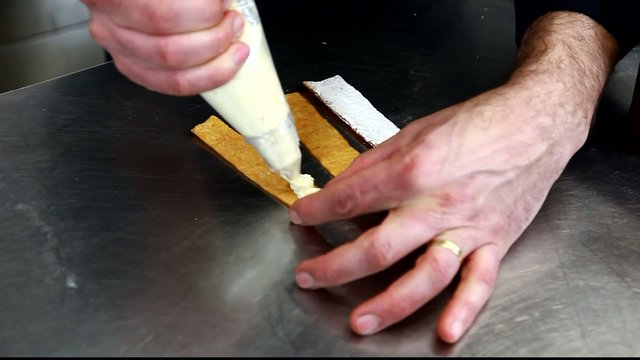 la cr&egrave;me...