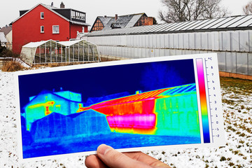 partly heated greenhouse in winter and thermal imaging