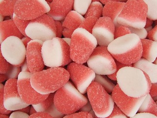 Gummy strawberries