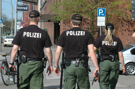Polizei, Polizisten, Streifendienst, Hamburg, Polizeibeamte