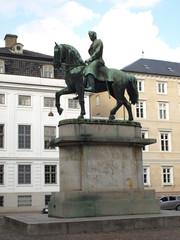 ESTATUA ECUESTRE FREDERIK V