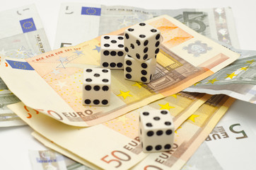 five dices on money
