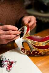 Making of venice carnival mask © Sergey Skleznev