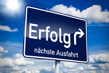 Ortseingangsschild mit Erfolg