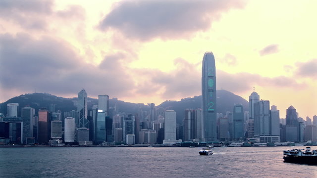 Hong Kong skyline at sunset. time lapse