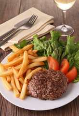 beefsteak and french fries