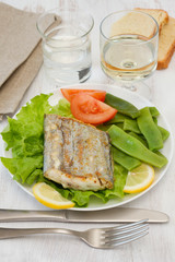 fried swordfish with salad and green beans