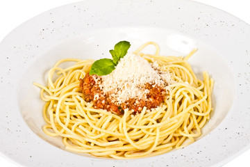 spaghetti pasta with tomato beef sauce