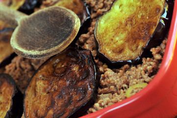 Le gratin d'aubergines et de viande hachée