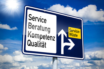 Ortseingangsschild blau mit Service, Beratung, Kompetenz