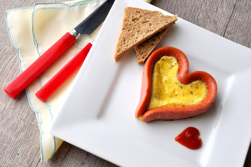 Heart-shaped egg & sausage