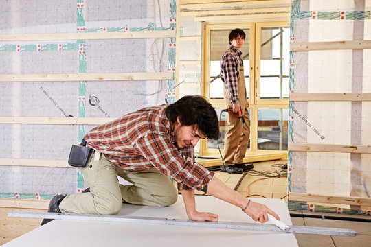 studwork: fixing the plaster boards