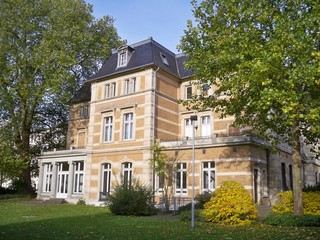 Fototapeta na wymiar Villa Bergisch Gladbach