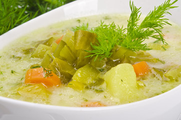 Polnische Gurkensuppe
