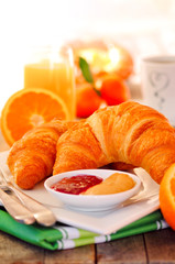 Französisches Frühstück