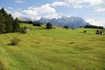 Fototapeta na wymiar Karwendel mountains